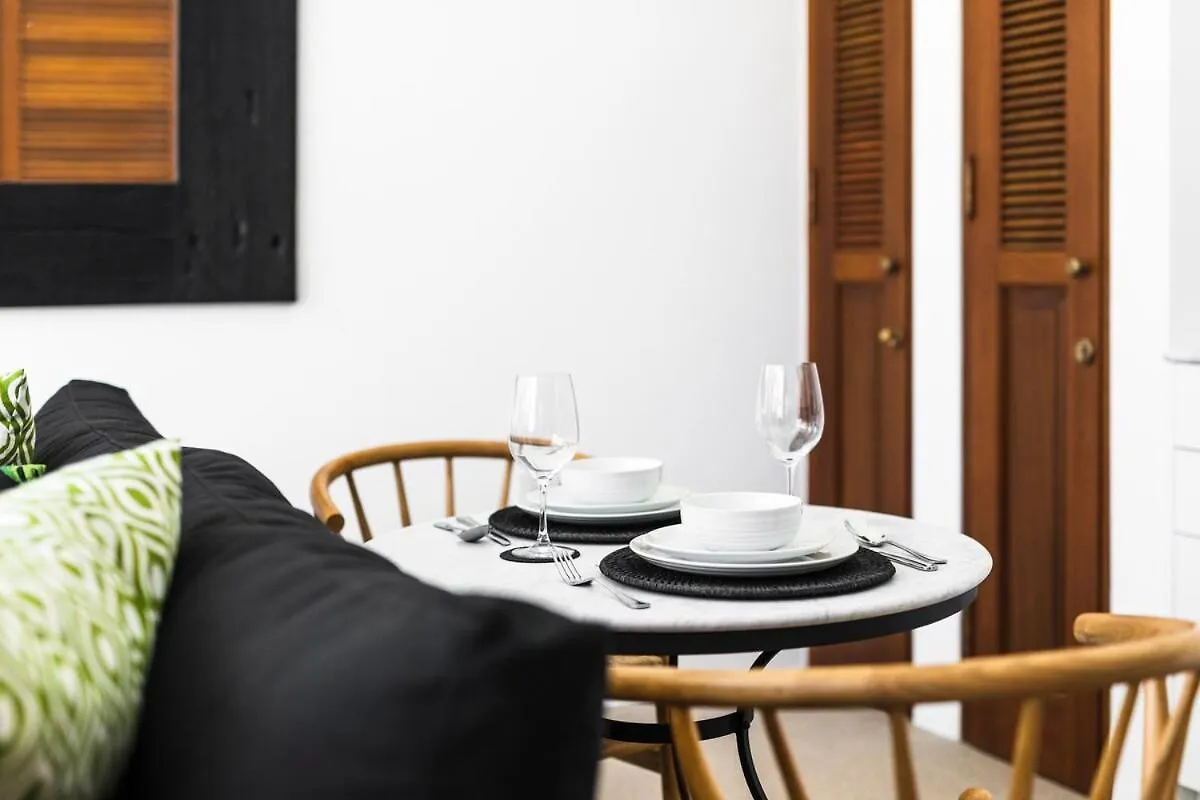 Villa Alfie - Romantic Seminyak 1Br Gem